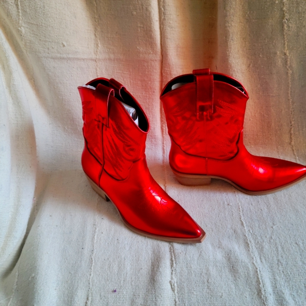 Red cowboy  booties